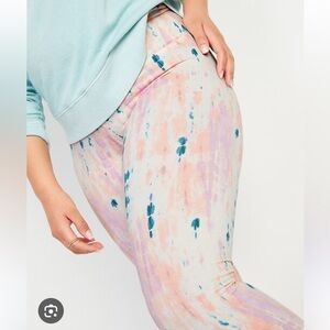 Old Navy Active Balance Legging - NWT